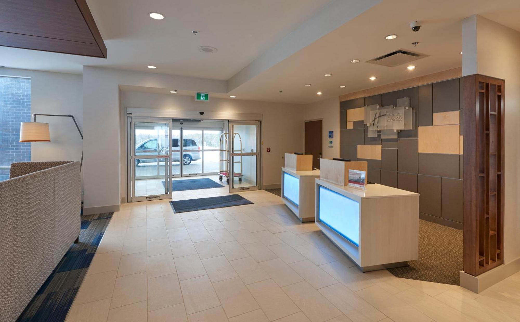 Holiday Inn Express & Suites St. John'S Airport By Ihg St. John's Exterior foto