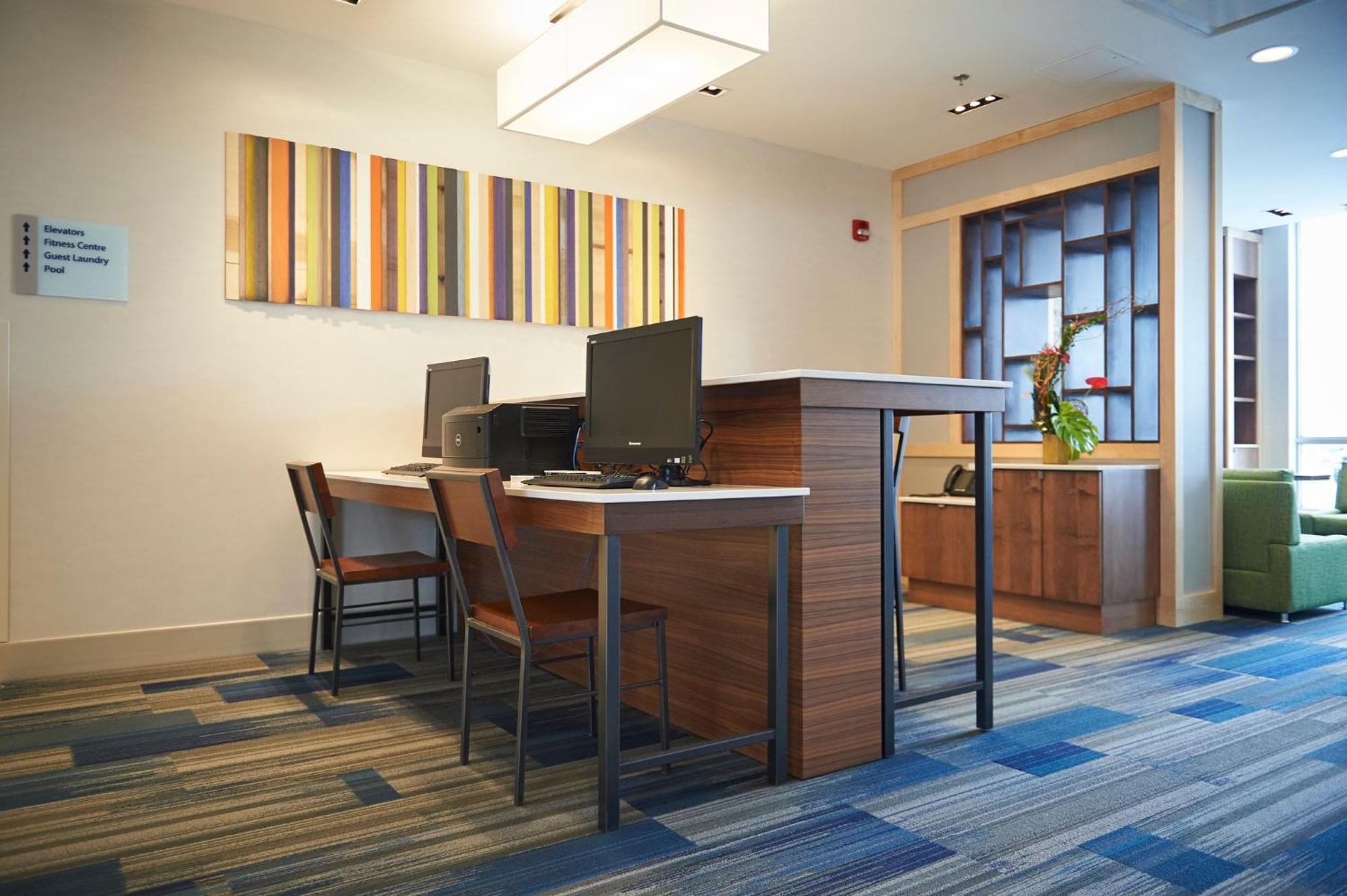 Holiday Inn Express & Suites St. John'S Airport By Ihg St. John's Exterior foto